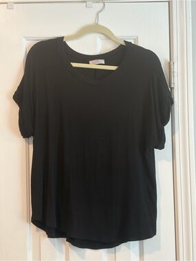Rebel Society: Women’s Black Loose Fitted Top